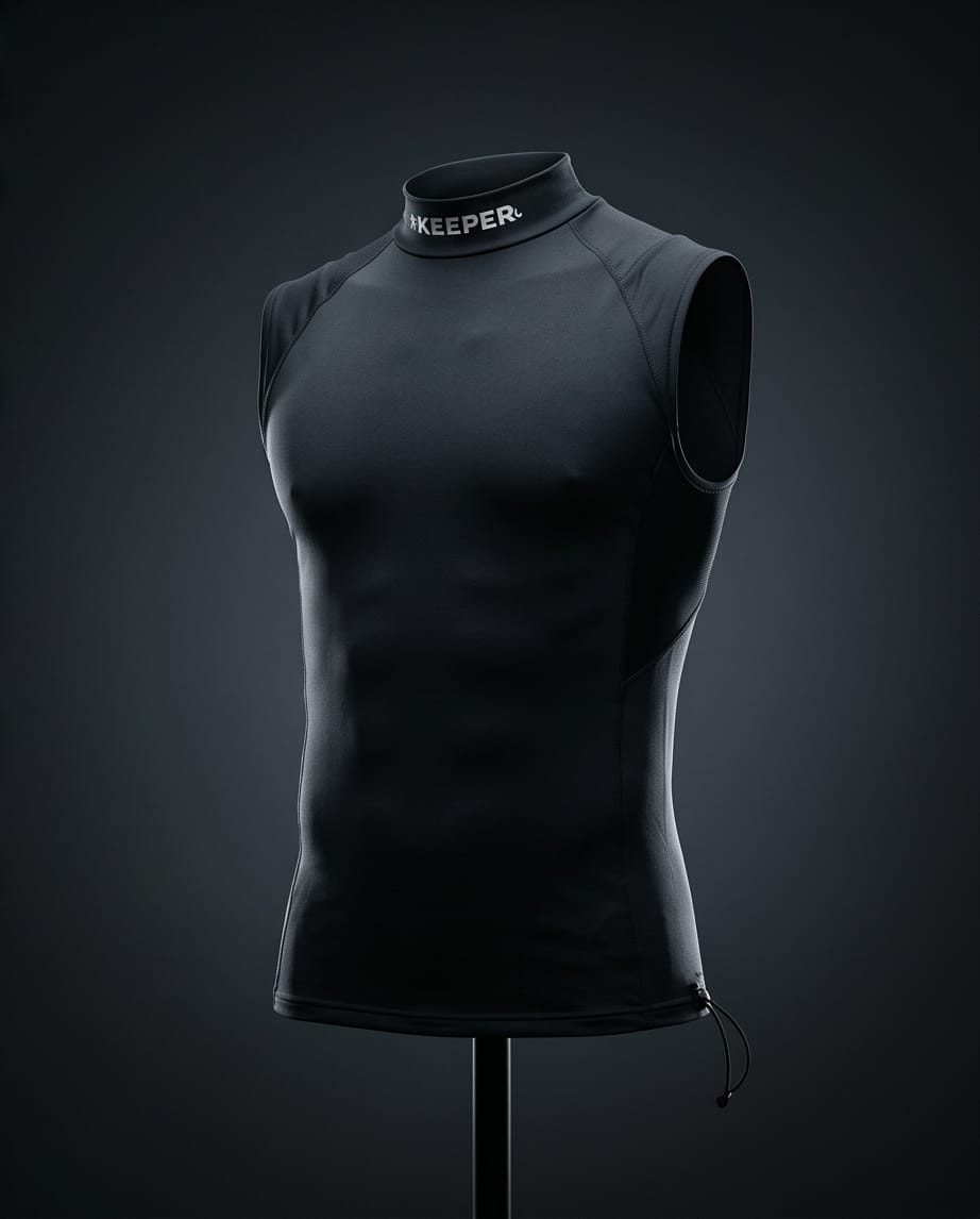LEAP BLACK KEEPER | גופיית ים שחורה עם שלוקר מים מובנה | SUP וקיאק